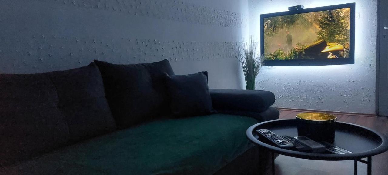 Apartment Zana Пироваць Екстер'єр фото