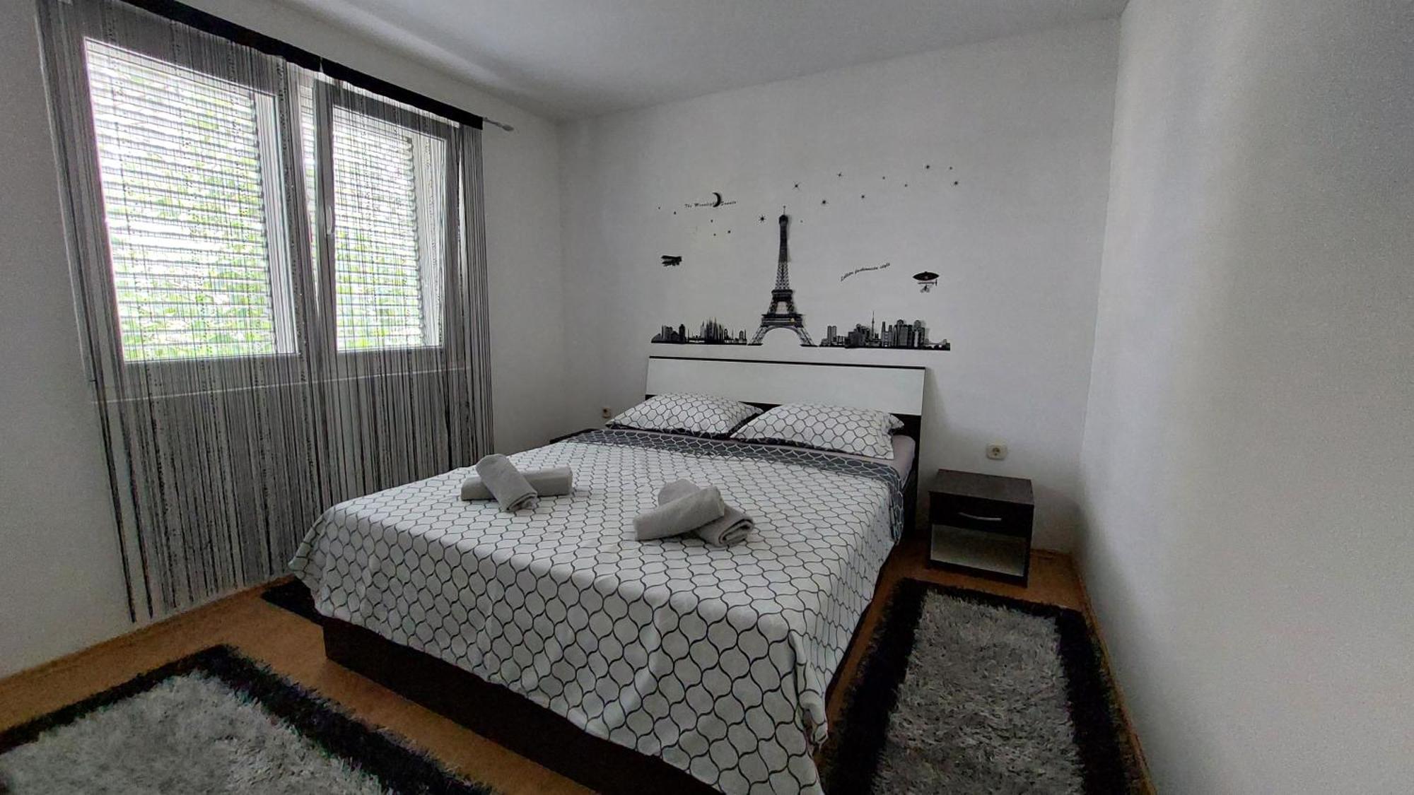 Apartment Zana Пироваць Екстер'єр фото